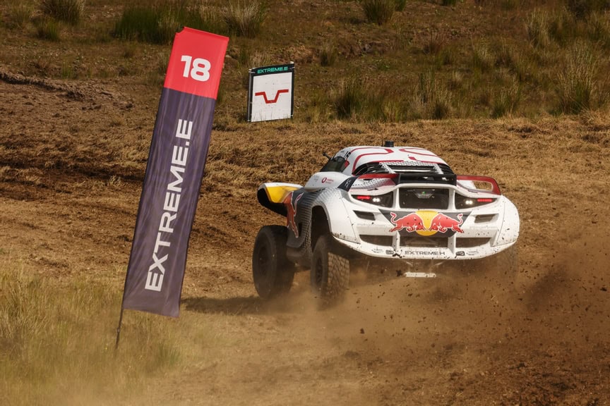 DUMFRIES AND GALLOWAY JULY 12: Hedda Hosas (NOR), Test Driver, Extreme H, drives the Pioneer 25 during the Hydro X-Prix on July 12, 2024 in Dumfries and Galloway. (Photo by Colin McMaster / LAT Images)