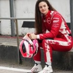 フォーミュラE 日産は女性テストドライバーとしてアビ・プリングを起用